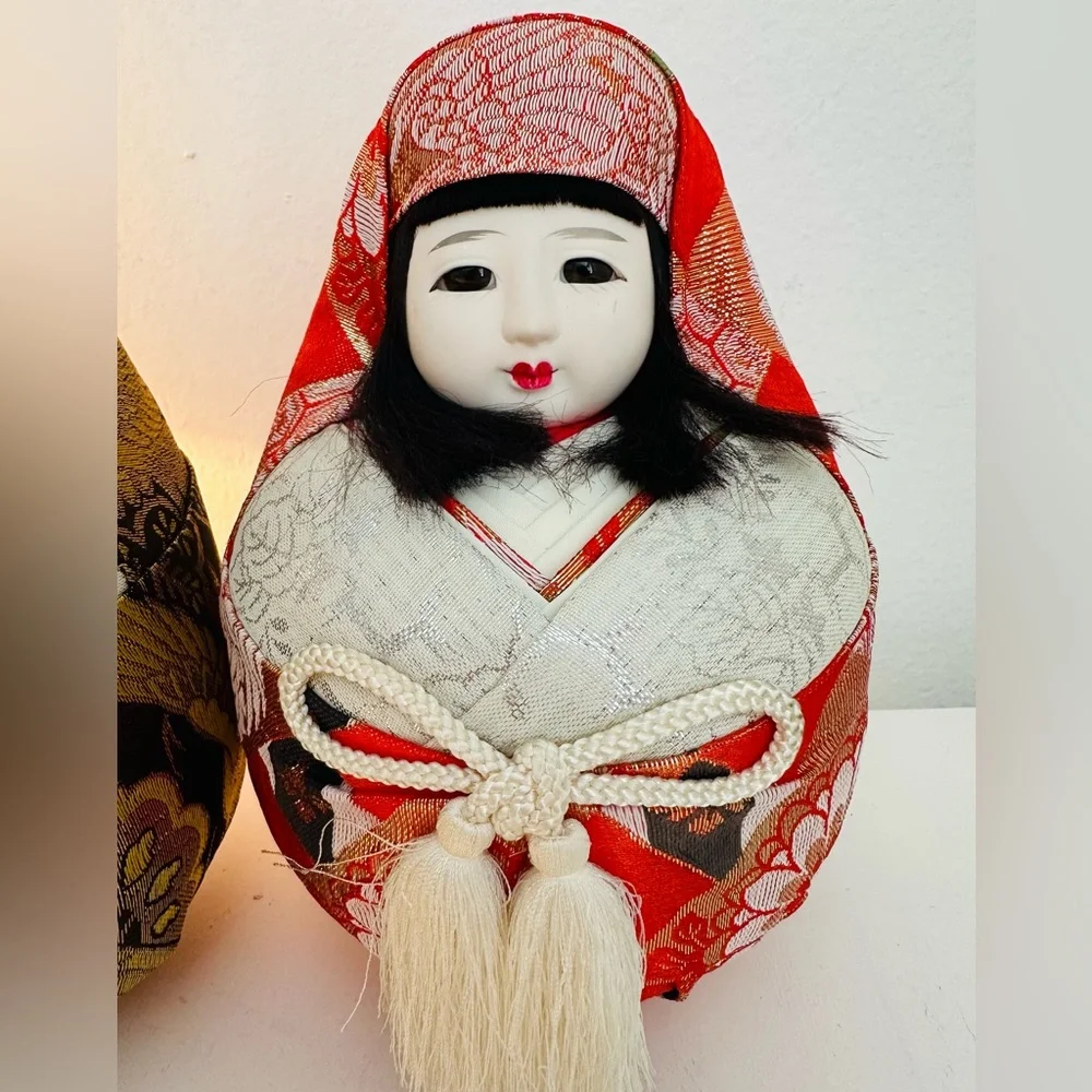 Vintage Japanese Dolls Daruma Hime Ningyo Pair Empress Jingu Handpainted  H 8.5” - Picture 2 of 9